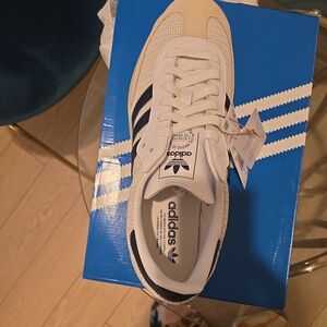 Adidas Men's White and Beige Sneakers
